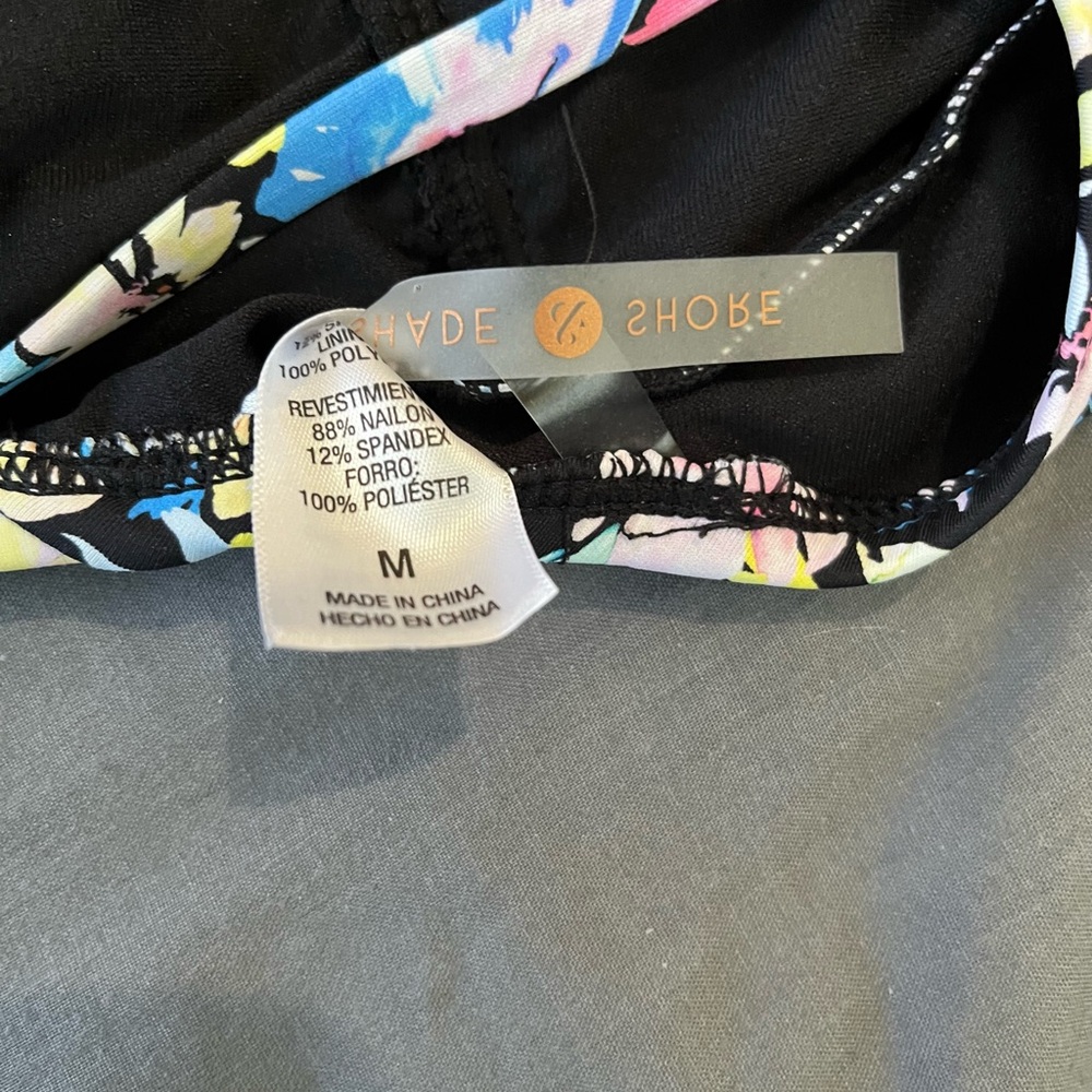 Shade & Shore 1 Piece Bathing Suit, Women’s Size M, Black/Pastel Blues/Pink/Y - Picture 8 of 9